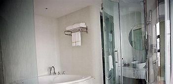 Zhengzhou Grenada Hotel Экстерьер фото