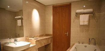 Zhengzhou Grenada Hotel Экстерьер фото